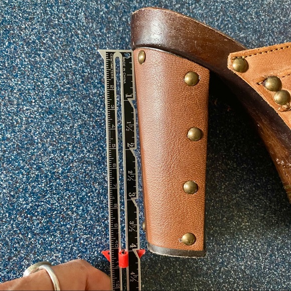 $15.00 
PEGABO Vintage Pegabo Sandals - Picture 11 of 11